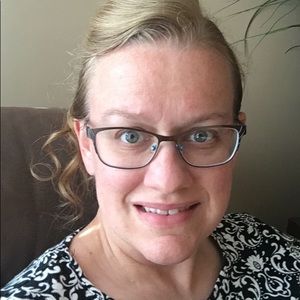 Meet your Posher, Kara